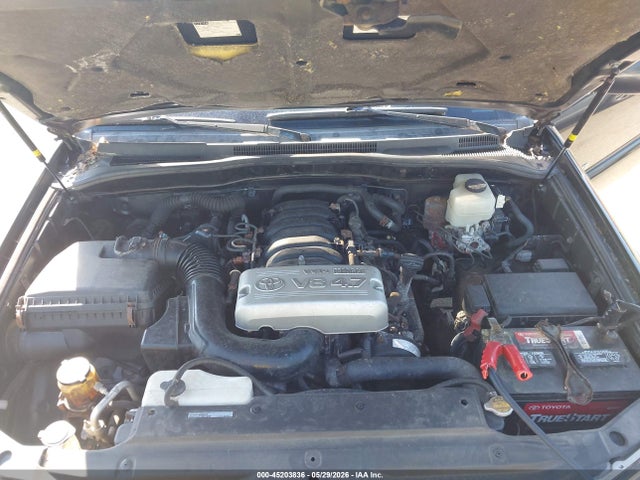 Toyota 4Runner Limited V8