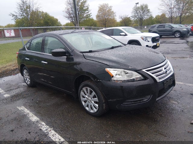 Salvage Nissan Sentra Image