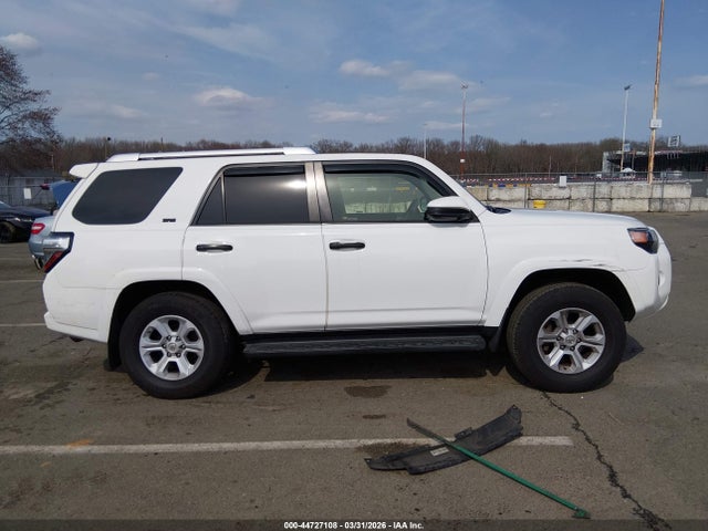 Toyota 4Runner Sr5