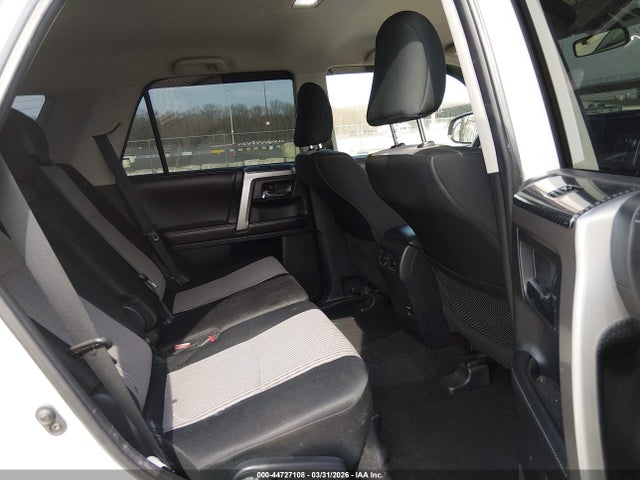 Toyota 4Runner Sr5