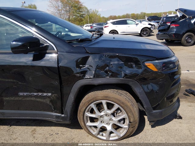 Jeep Compass Latitude Lux Fwd