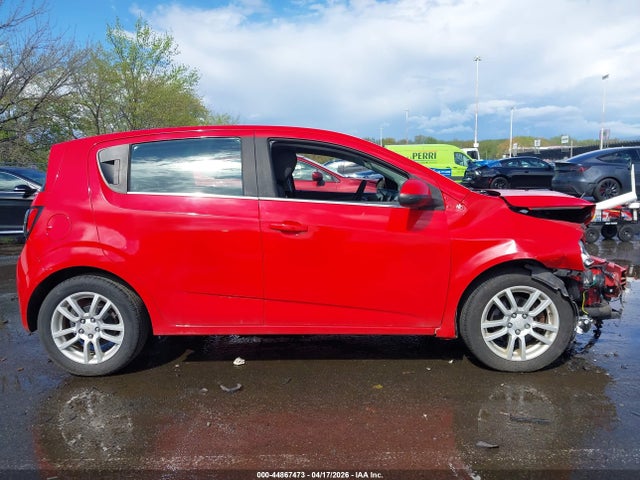 Chevrolet Sonic Lt Auto