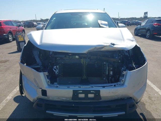 Nissan Pathfinder Platinum 4wd