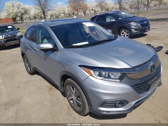 Salvage Honda HR-V Image