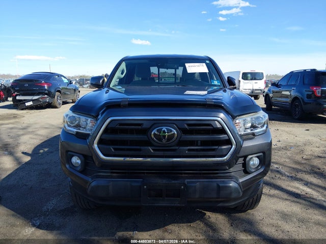 Toyota Tacoma Sr5