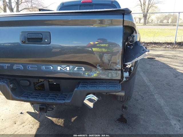 Toyota Tacoma Sr5