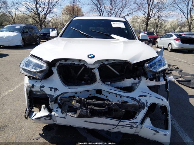 BMW X Series M40i