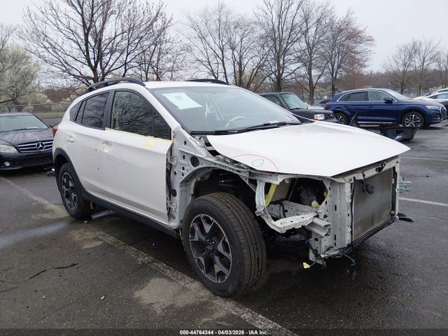 Salvage Subaru Crosstrek Image