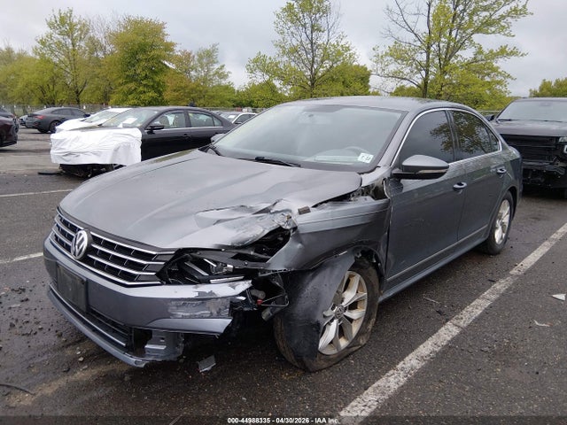 Volkswagen Passat 1.8t S