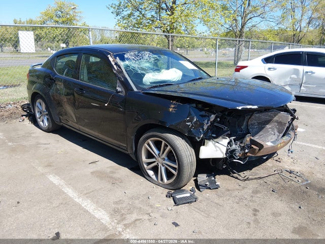 Salvage Dodge Avenger Image