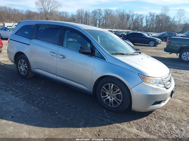 Salvage Honda Odyssey Image