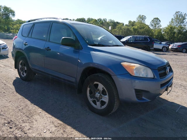 Salvage Toyota RAV4 Image