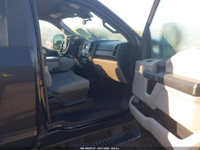 Ford F-250 Xl