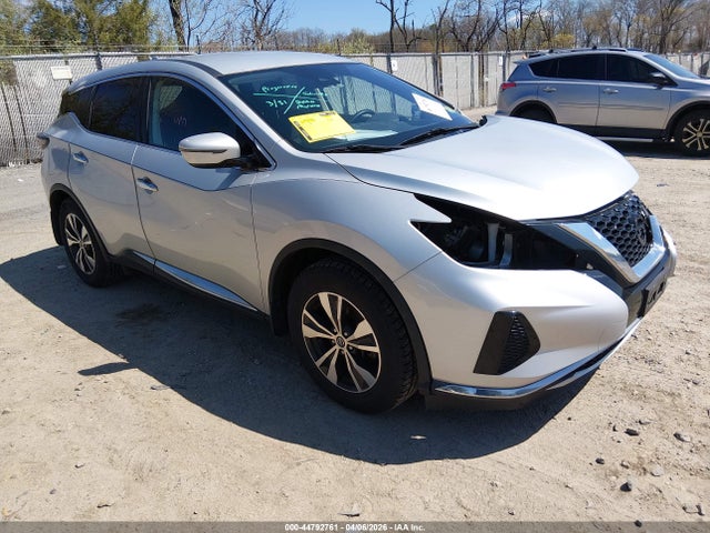 Salvage Nissan Murano Image