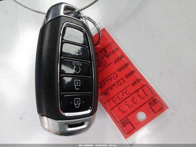 Hyundai ELANTRA Sel