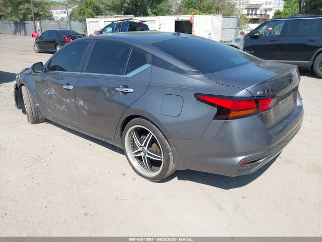 Nissan Altima 2.5 S