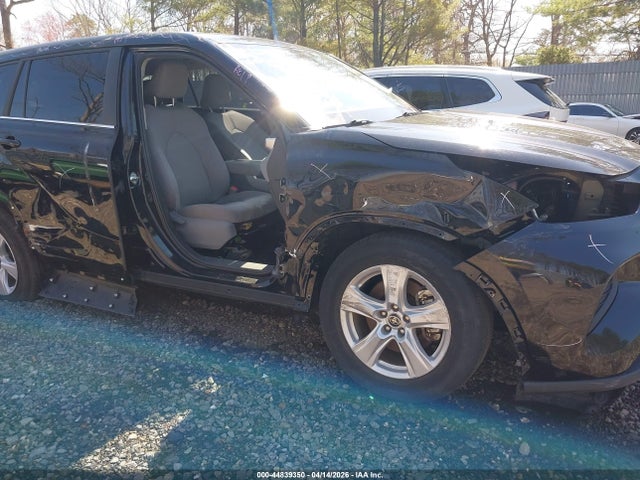 Toyota Highlander L