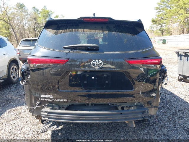Toyota Highlander L