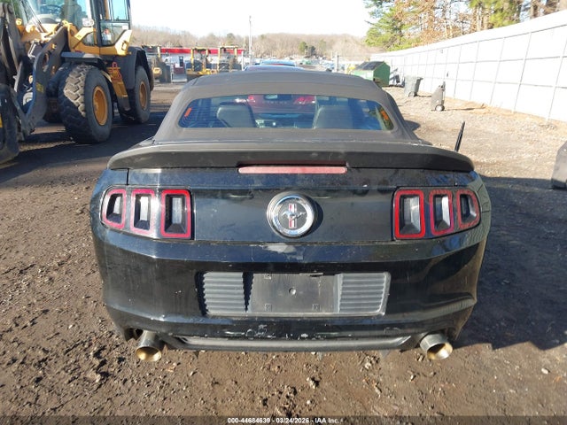 Ford Mustang V6 Premium