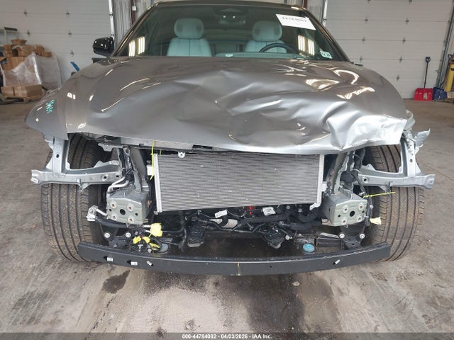 Cadillac LYRIQ