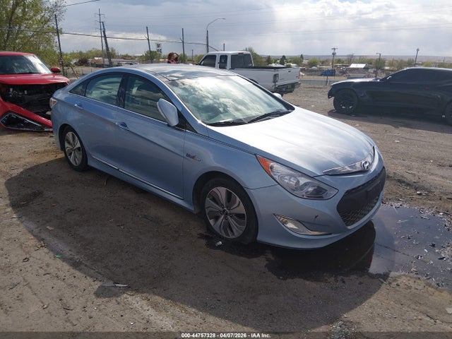 Salvage Hyundai SONATA Image
