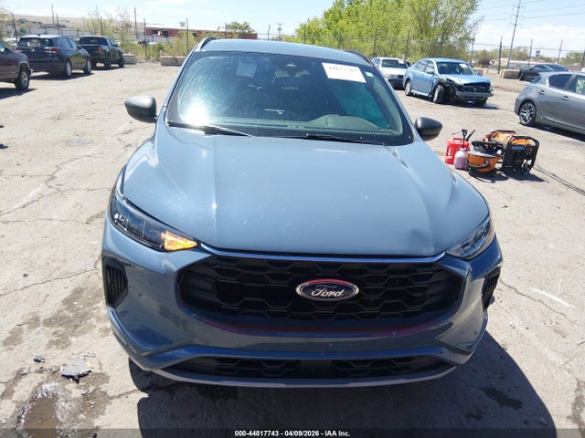 Ford Escape St-line