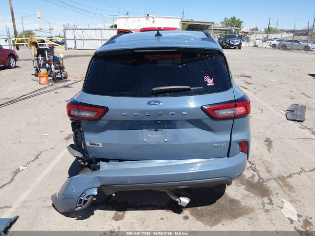 Ford Escape St-line
