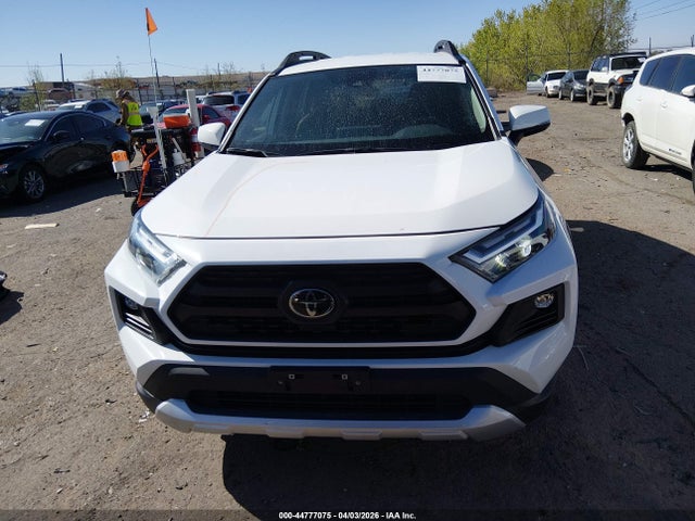 Toyota RAV4 Adventure