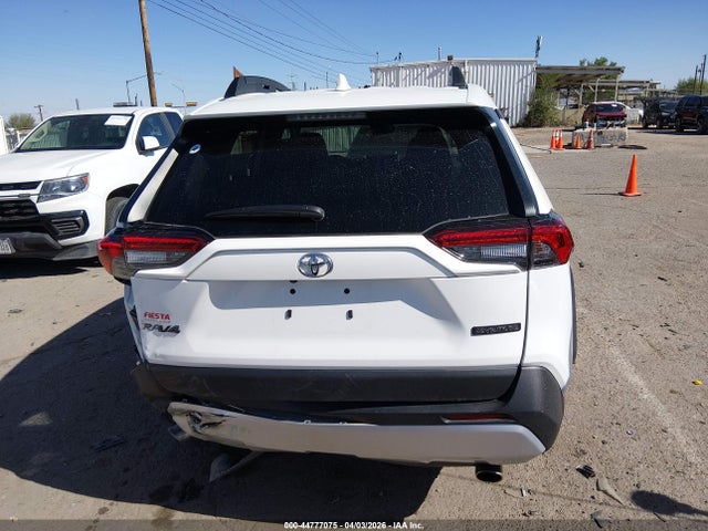 Toyota RAV4 Adventure