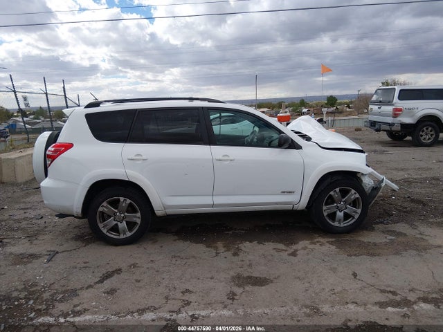 Toyota RAV4 Sport V6