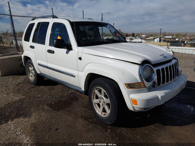 Salvage Jeep Liberty Image