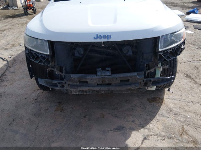 Jeep Grand Cherokee Laredo