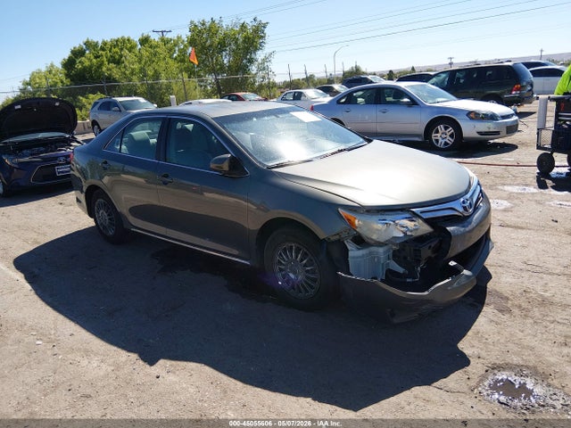 Salvage Toyota Camry Image