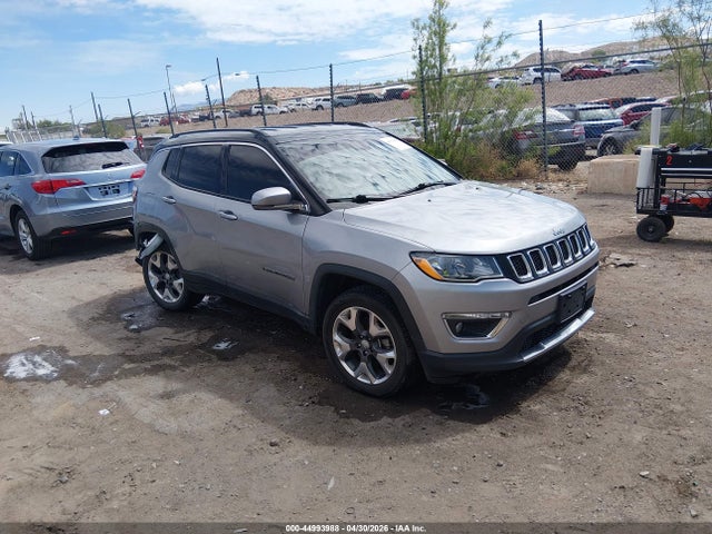 Salvage Jeep Compass Image