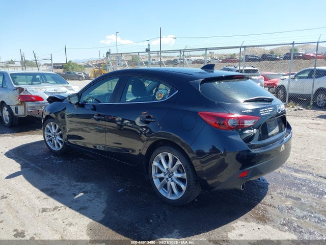 Mazda Mazda3 S Touring