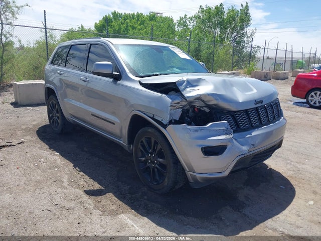 Salvage Jeep Grand Cherokee Image