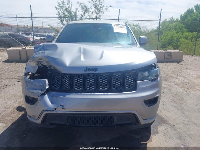 Jeep Grand Cherokee Altitude 4x4