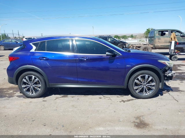 INFINITI Qx Premium