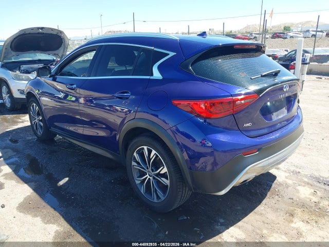 INFINITI Qx Premium