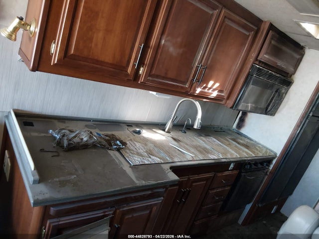 Freightliner Chassis X Line Motor Home