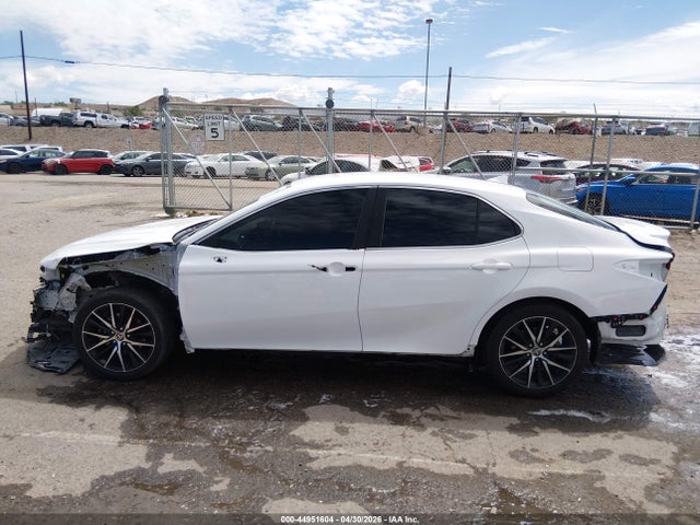 Toyota Camry Se