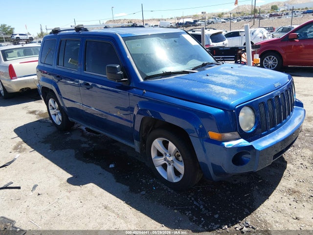 Salvage Jeep Patriot Image