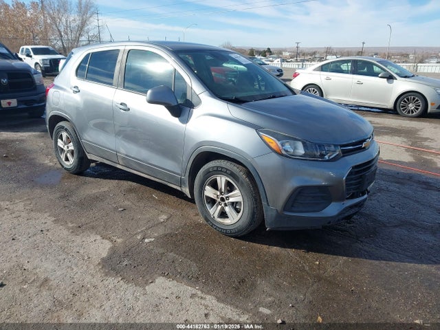 Salvage Chevrolet Trax Image