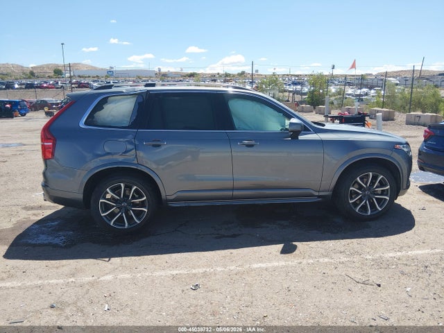 Volvo XC90 T5 Momentum