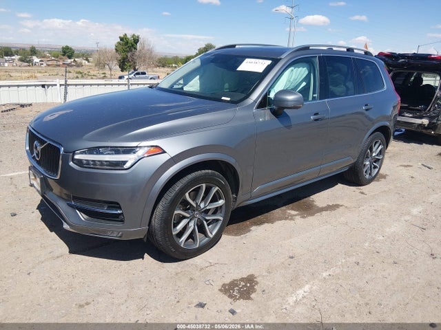 Volvo XC90 T5 Momentum