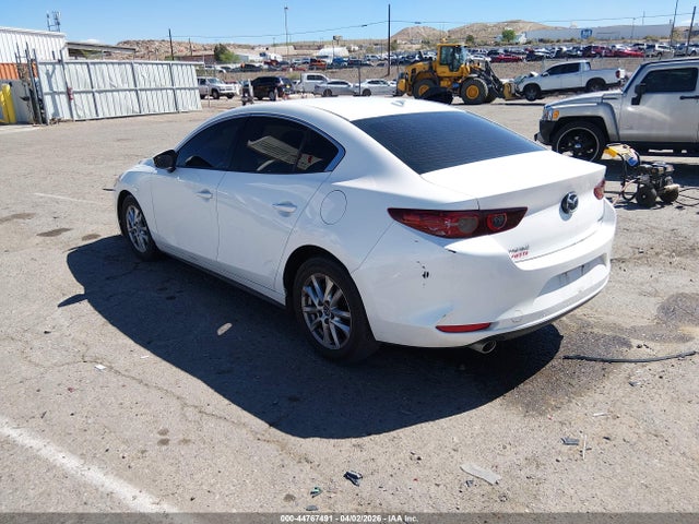 Mazda Mazda3 Premium Package