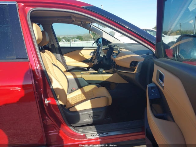 Nissan Rogue Platinum Fwd