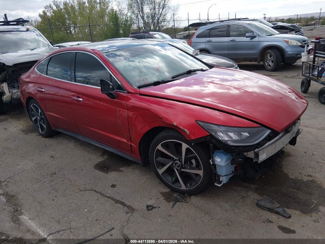 Salvage Hyundai SONATA Image
