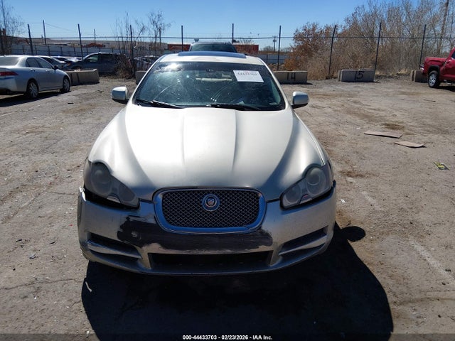 Jaguar XF Luxury