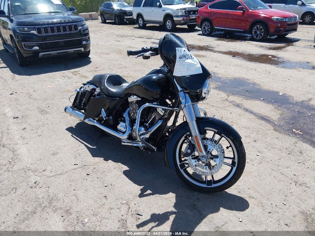 Salvage Harley-Davidson Flhx Image